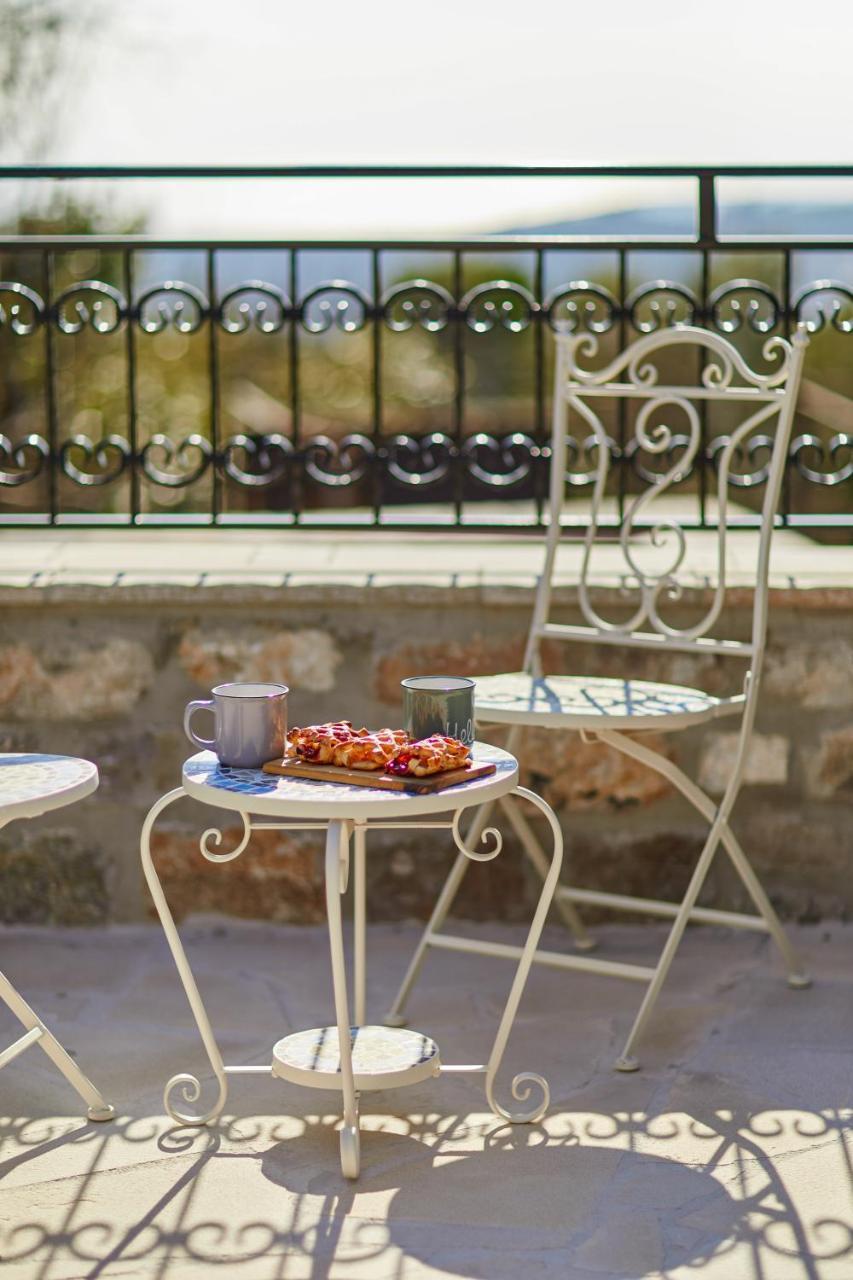 Chateau Du Soleil Villas Tivat Buitenkant foto