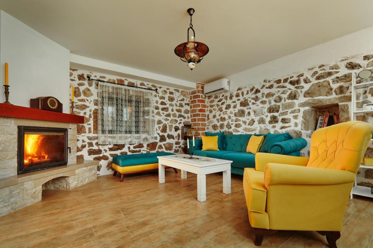 Chateau Du Soleil Villas Tivat Buitenkant foto