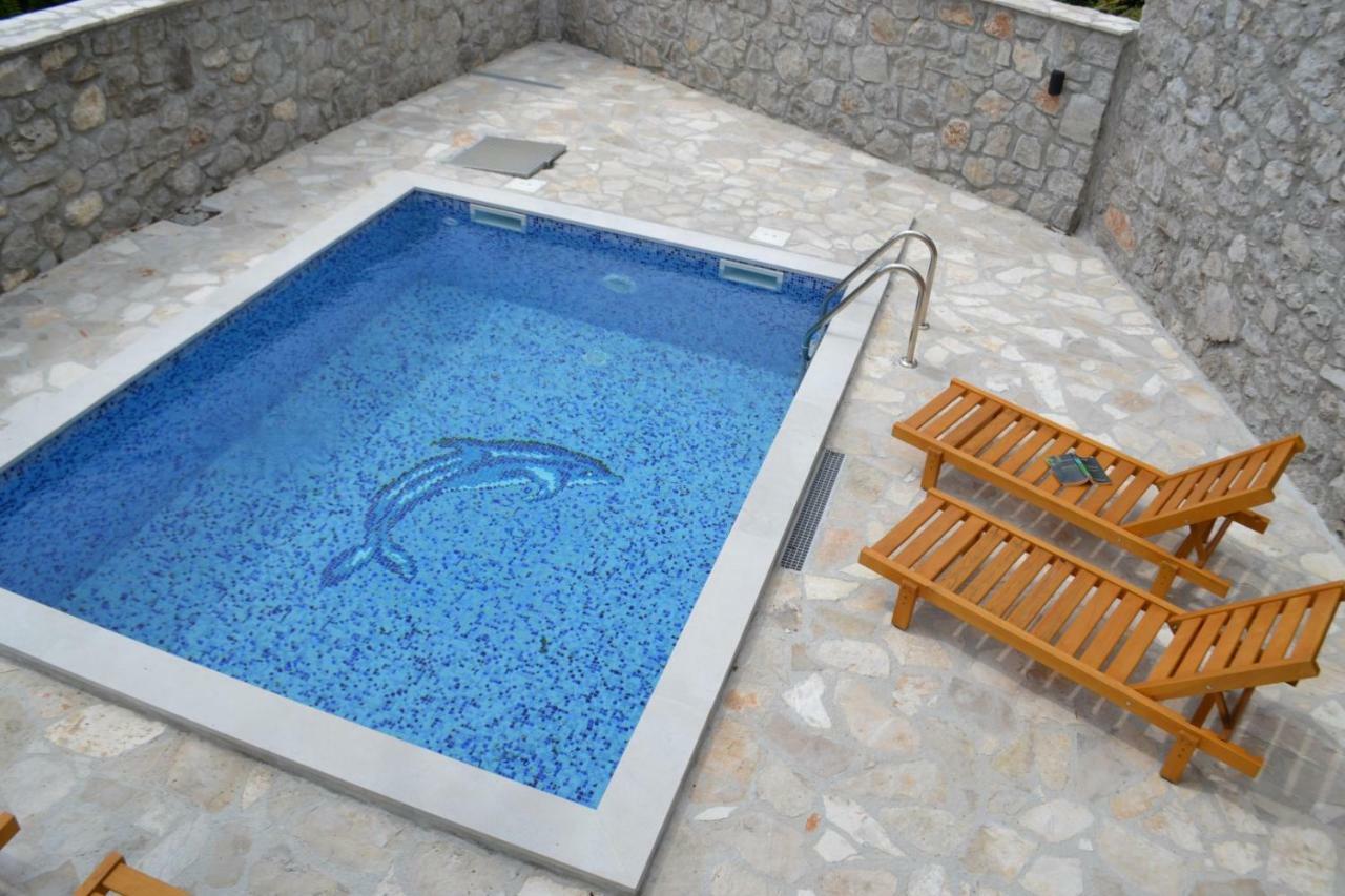 Chateau Du Soleil Villas Tivat Buitenkant foto